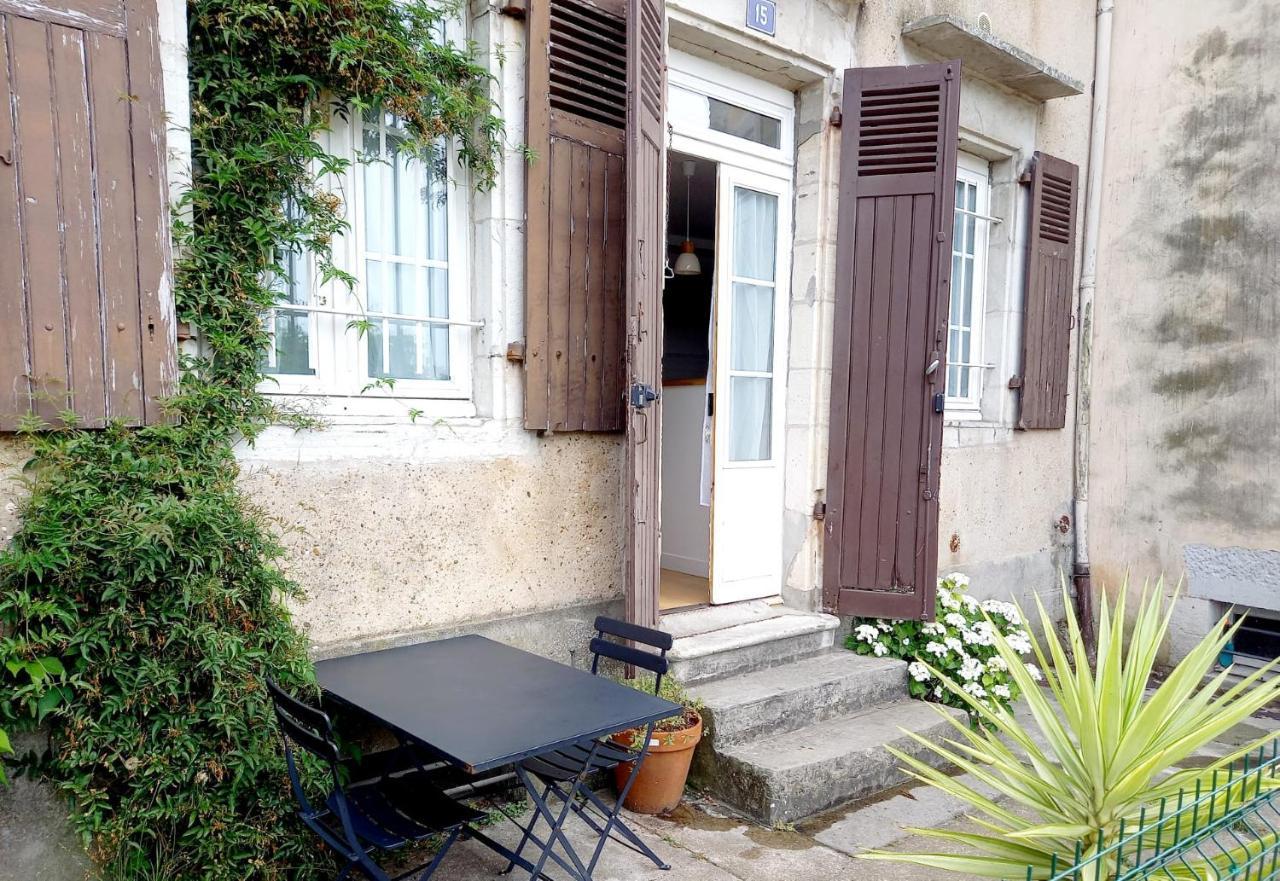 Appartement Au Coeur De Bayonne Sur Les Remparts Exterior foto